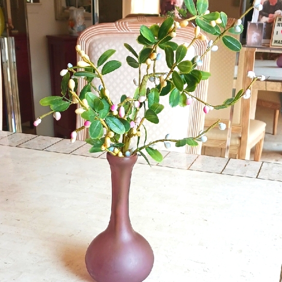 Vase /Mikasa With "PiP Berry" Pick Floral,8" Tall, Color Glass Is Light Grape, - Picture 1 of 14